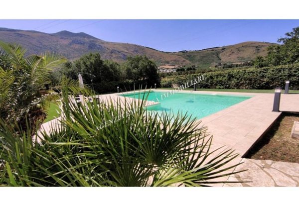 casa indipendente in vendita a Castellammare del Golfo in zona Scopello