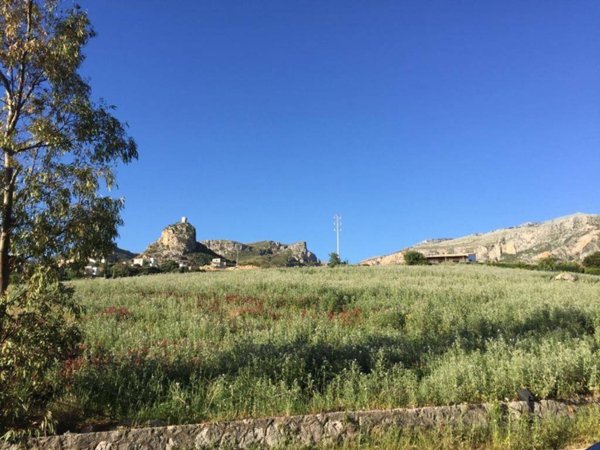 casa indipendente in vendita a Castellammare del Golfo in zona Scopello