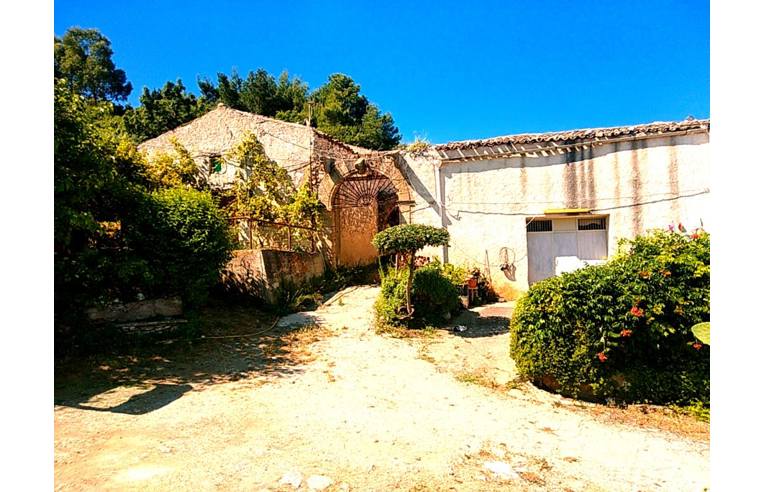 casa indipendente in vendita a Castellammare del Golfo in zona Scopello