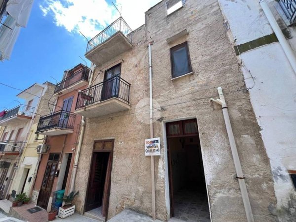 casa indipendente in vendita a Castellammare del Golfo