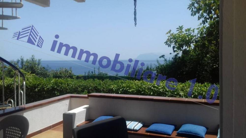 casa indipendente in vendita a Castellammare del Golfo in zona Scopello