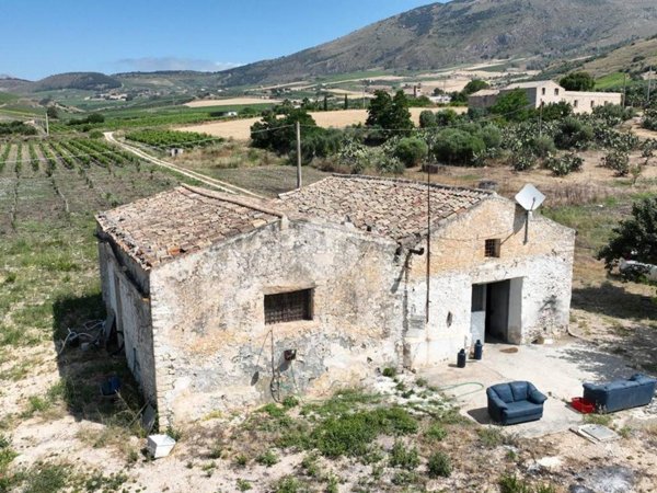 casa indipendente in vendita a Castellammare del Golfo