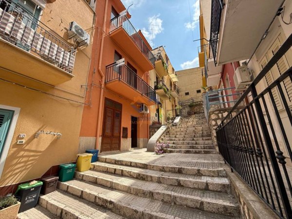 casa indipendente in vendita a Castellammare del Golfo