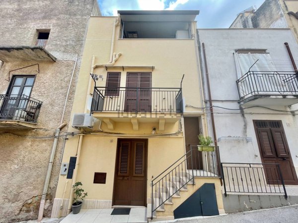 quadrivano in vendita a Castellammare del Golfo