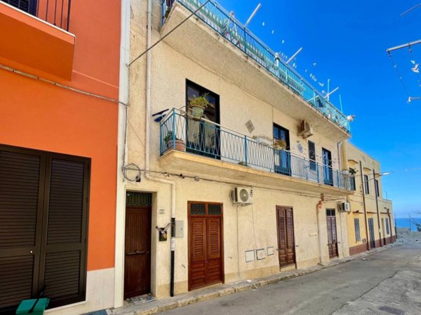 casa indipendente in vendita a Castellammare del Golfo