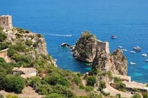 casa indipendente in vendita a Castellammare del Golfo in zona Scopello