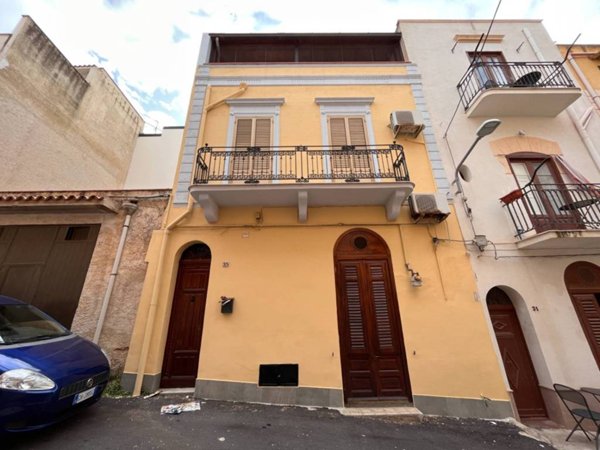 casa indipendente in vendita a Castellammare del Golfo