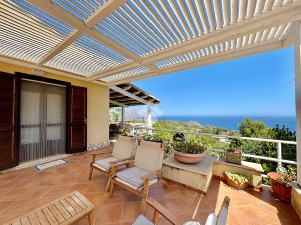 casa indipendente in vendita a Castellammare del Golfo in zona Scopello