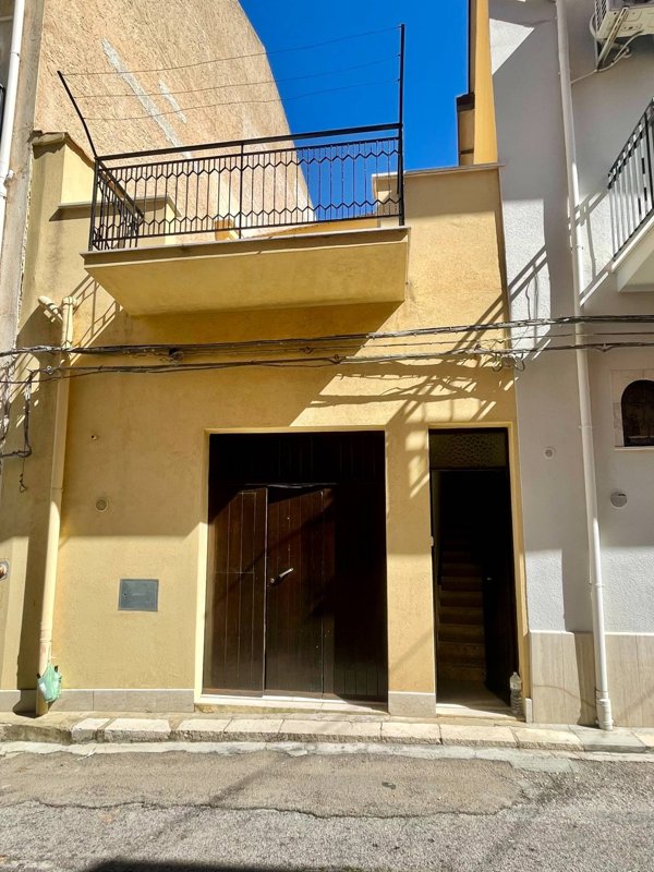 casa indipendente in vendita a Castellammare del Golfo