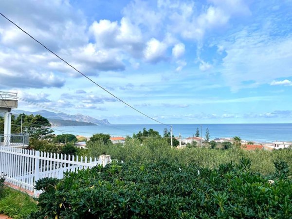 casa indipendente in vendita a Castellammare del Golfo