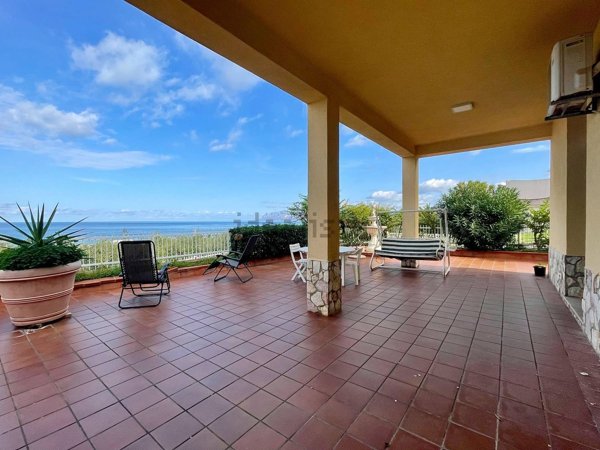 casa indipendente in vendita a Castellammare del Golfo