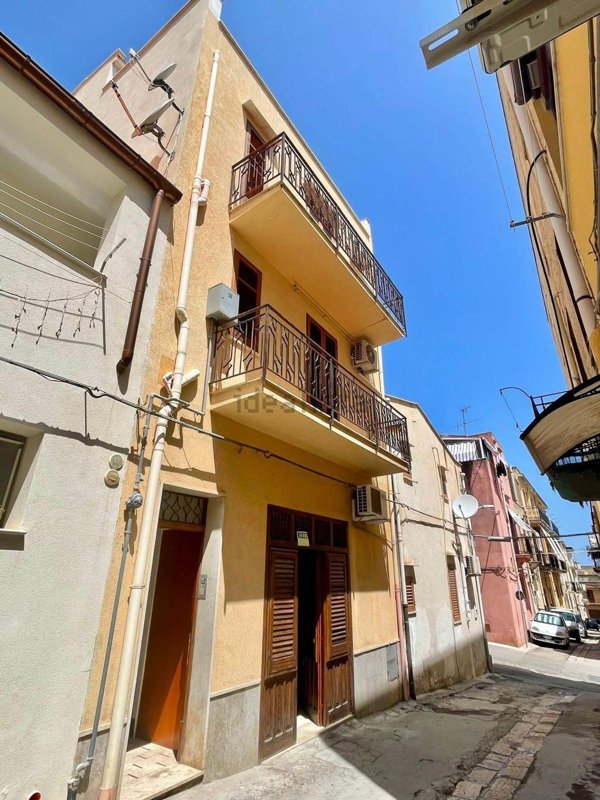 quadrivano in vendita a Castellammare del Golfo