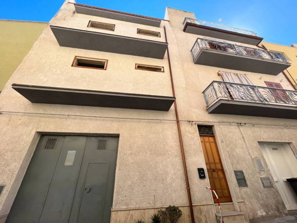 appartamento in vendita a Castellammare del Golfo