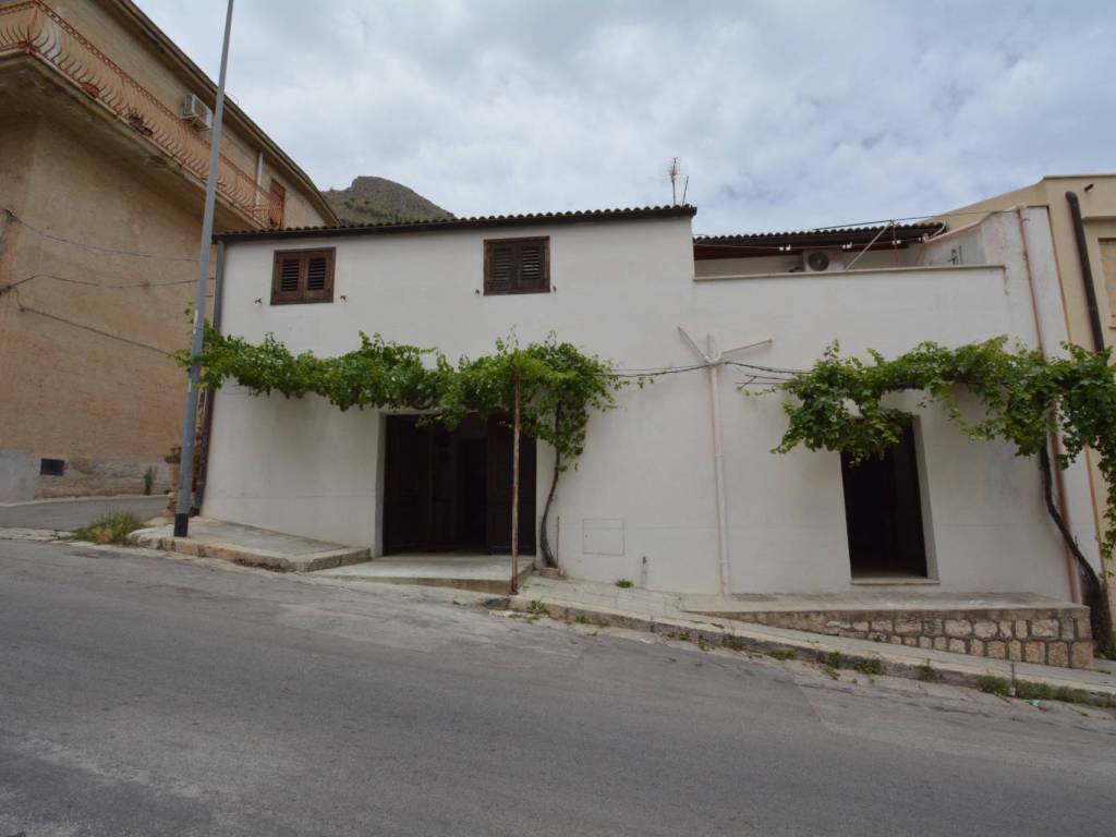 appartamento in vendita a Castellammare del Golfo