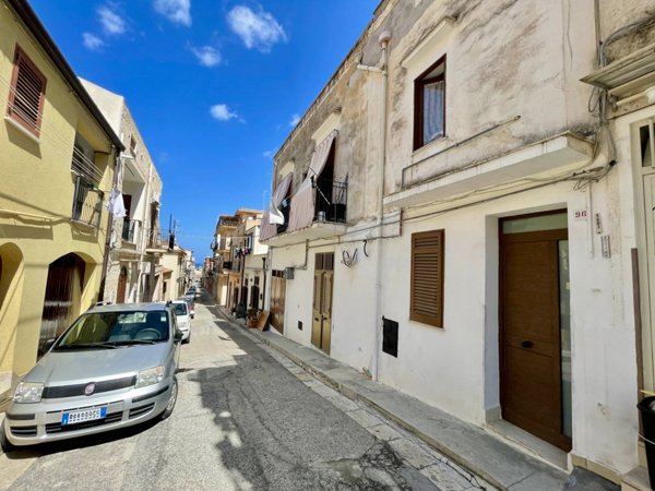 casa indipendente in vendita a Castellammare del Golfo