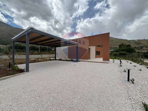 casa indipendente in vendita a Castellammare del Golfo