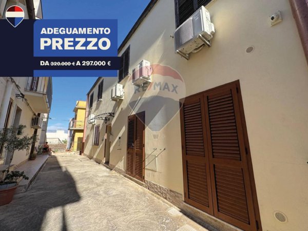 casa indipendente in vendita a Castellammare del Golfo