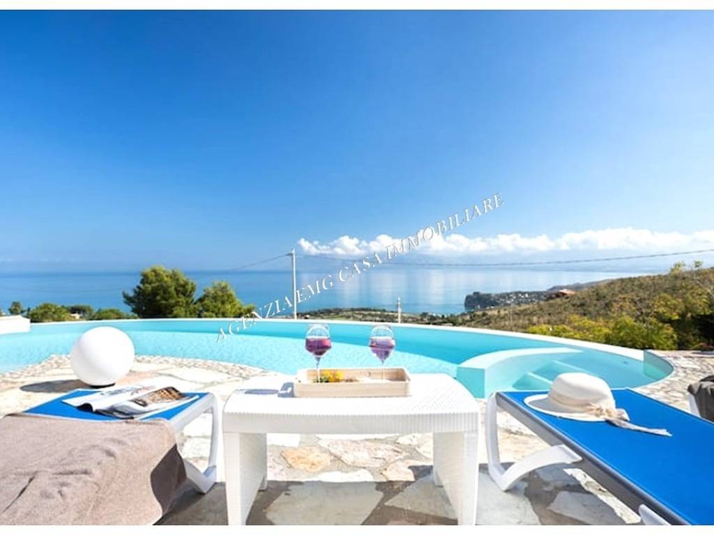 casa indipendente in vendita a Castellammare del Golfo in zona Scopello