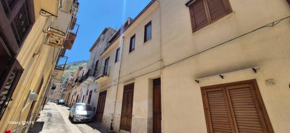 casa indipendente in vendita a Castellammare del Golfo