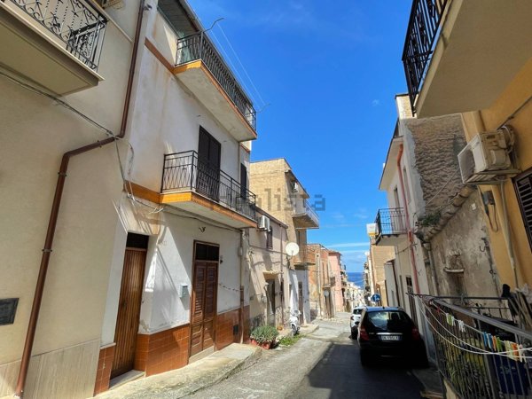 casa indipendente in vendita a Castellammare del Golfo