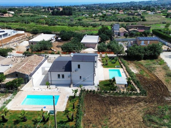 casa indipendente in vendita a Castellammare del Golfo