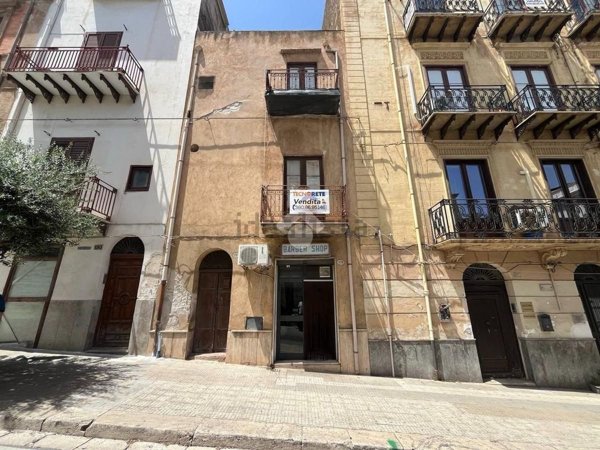 casa semindipendente in vendita a Castellammare del Golfo