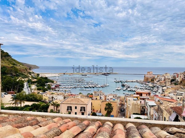 casa indipendente in vendita a Castellammare del Golfo