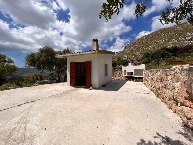 casa indipendente in vendita a Castellammare del Golfo in zona Scopello