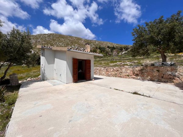 casa indipendente in vendita a Castellammare del Golfo in zona Scopello