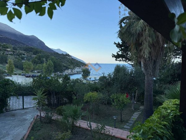 casa indipendente in vendita a Castellammare del Golfo in zona Scopello