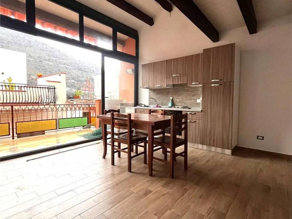 appartamento in vendita a Castellammare del Golfo