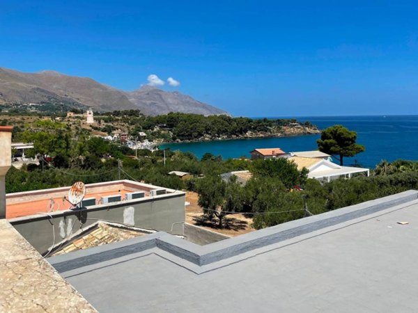 casa indipendente in vendita a Castellammare del Golfo in zona Scopello