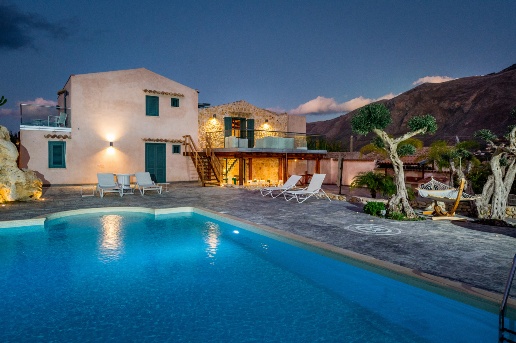 casa indipendente in vendita a Castellammare del Golfo in zona Scopello