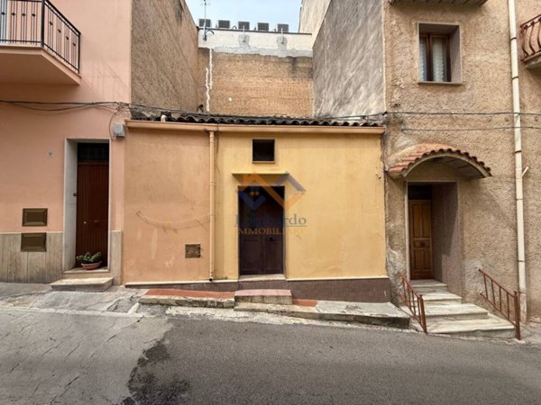 casa indipendente in vendita a Castellammare del Golfo