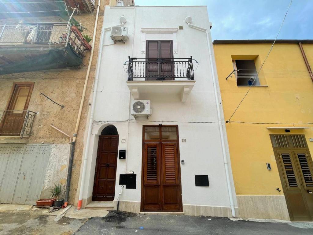 casa indipendente in vendita a Castellammare del Golfo in zona Scopello