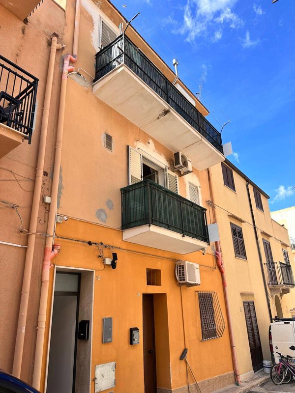 casa indipendente in vendita a Castellammare del Golfo