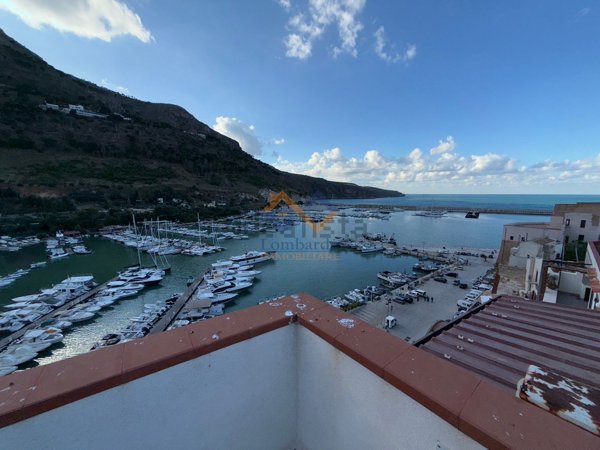 casa indipendente in vendita a Castellammare del Golfo