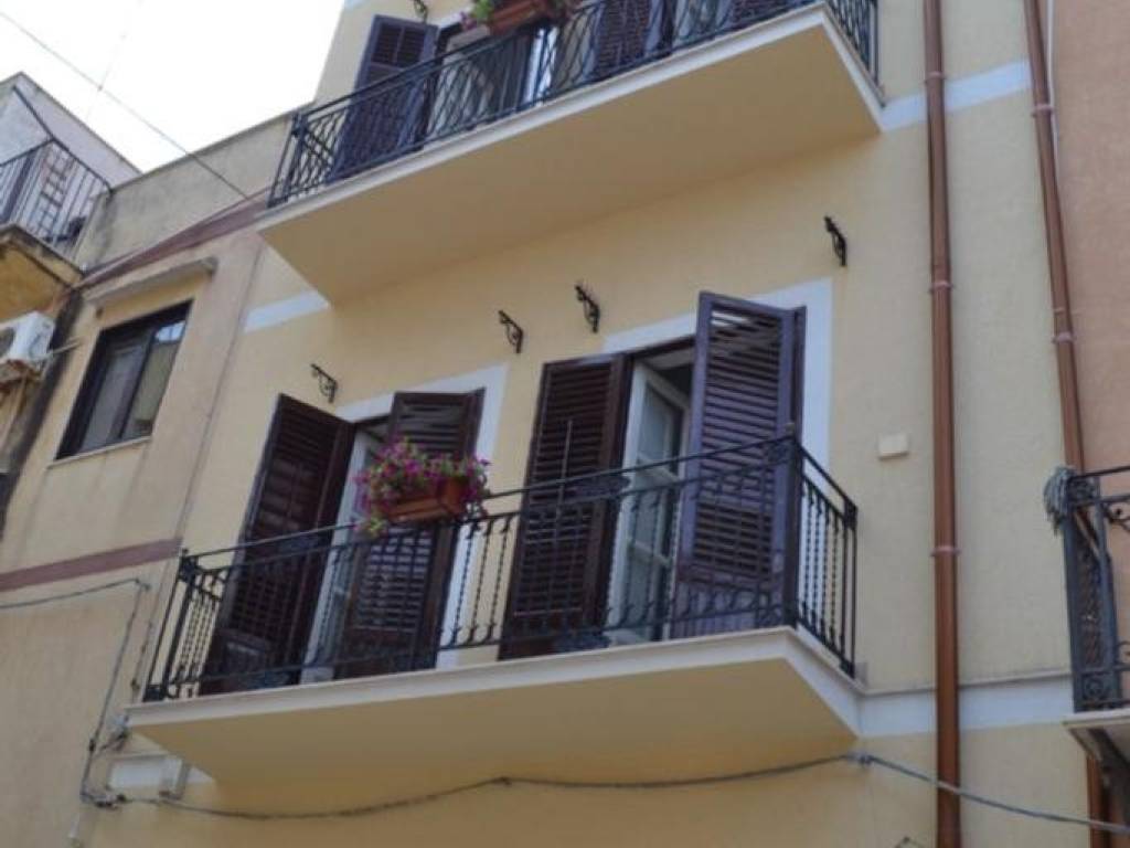 casa indipendente in vendita a Castellammare del Golfo