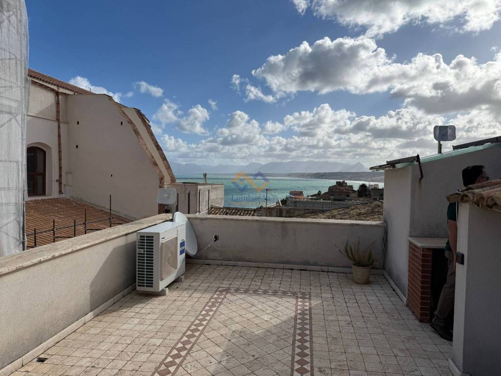 casa indipendente in vendita a Castellammare del Golfo