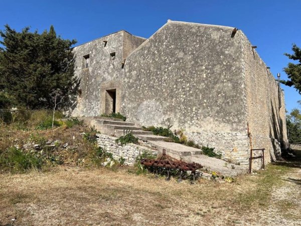 casa indipendente in vendita a Castellammare del Golfo
