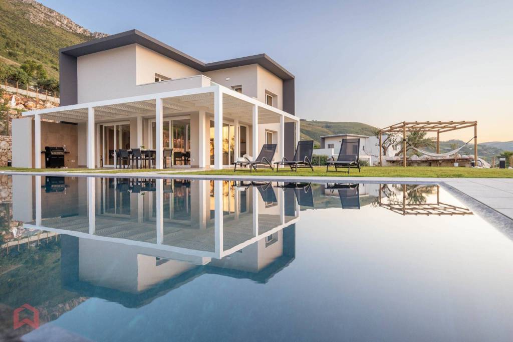 casa indipendente in vendita a Castellammare del Golfo