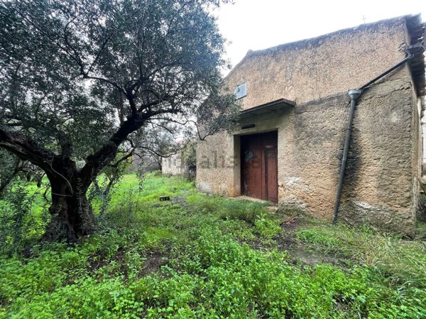 casa indipendente in vendita a Castellammare del Golfo