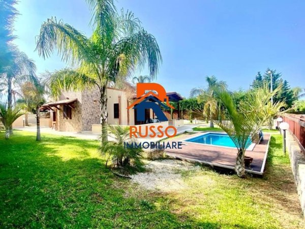 casa indipendente in vendita a Castellammare del Golfo