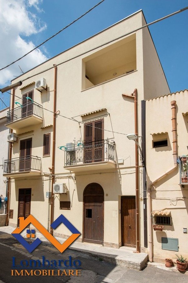 casa indipendente in vendita a Castellammare del Golfo