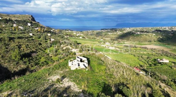 terreno agricolo in vendita a Castellammare del Golfo in zona Scopello