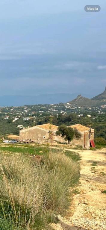 casa indipendente in vendita a Castellammare del Golfo in zona Scopello