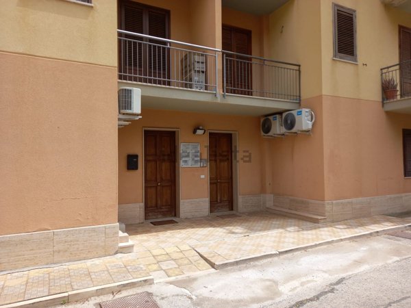 ufficio in vendita a Castellammare del Golfo