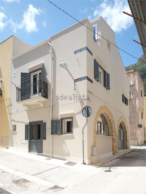casa indipendente in vendita a Castellammare del Golfo