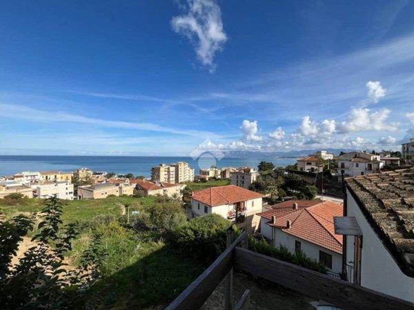 casa indipendente in vendita a Castellammare del Golfo
