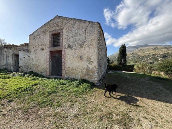 casa indipendente in vendita a Castellammare del Golfo